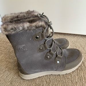 SOREL Women Explorer Joan Boot - NWOT
